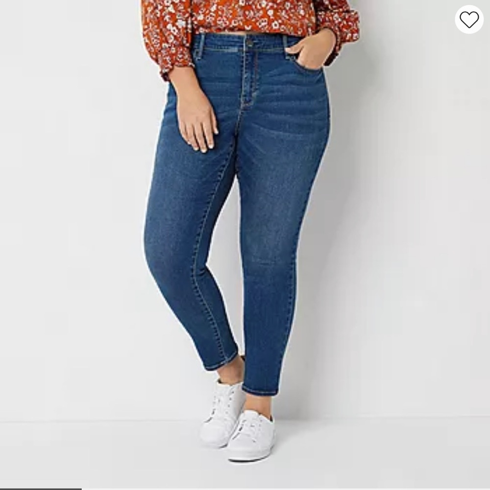 *NWT* a.n.a - Plus Stretch Fabric Womens Mid Rise Skinny Fit Jegging Jean Sz24